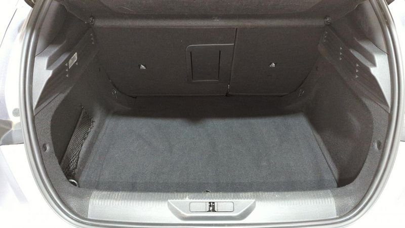 Peugeot 308 Puretech 130cv bvm6 allure + radars av