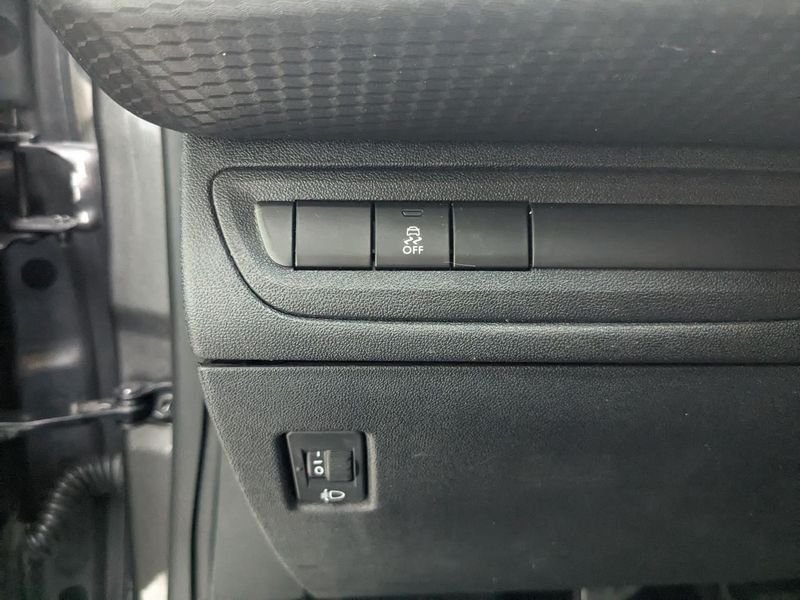 Peugeot 2008 1.2i PureTech 12V - 82 Style