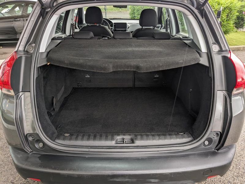 Peugeot 2008 1.2i PureTech 12V - 82 Style