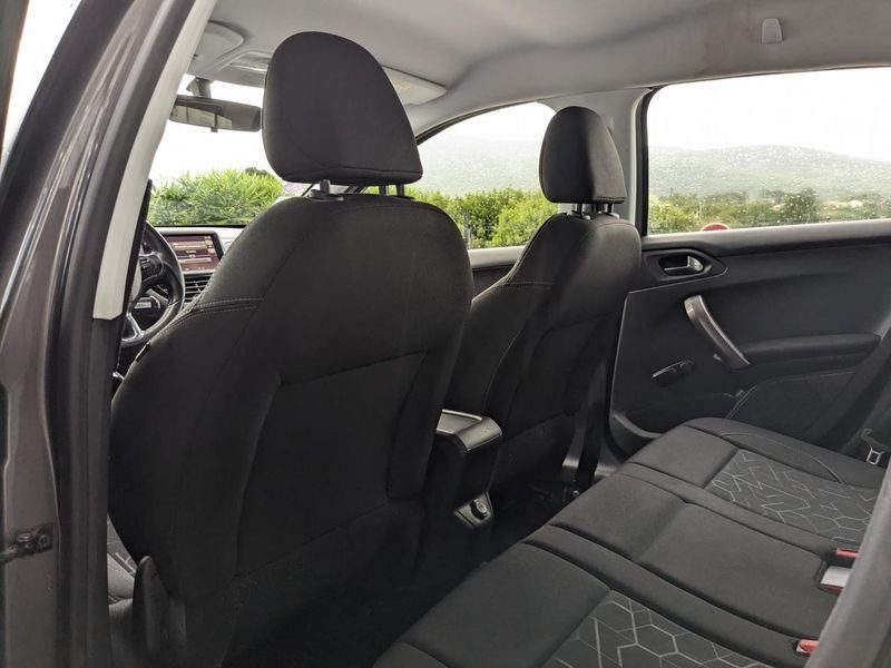 Peugeot 2008 1.2i PureTech 12V - 82 Style