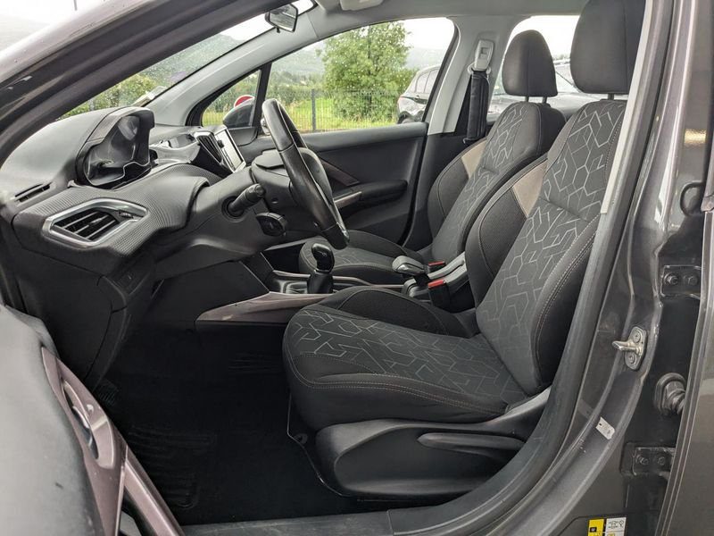 Peugeot 2008 1.2i PureTech 12V - 82 Style