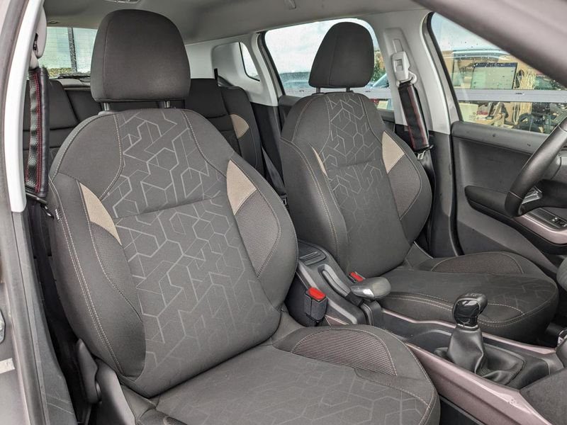 Peugeot 2008 1.2i PureTech 12V - 82 Style