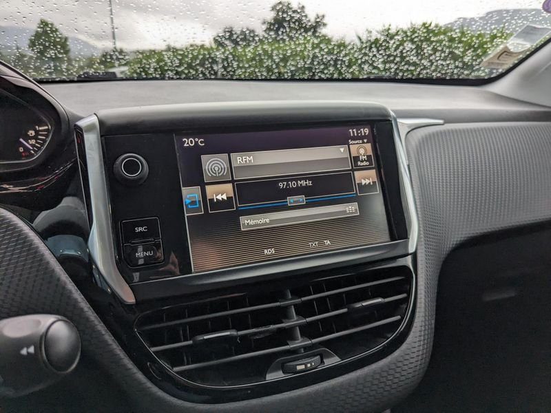 Peugeot 2008 1.2i PureTech 12V - 82 Style