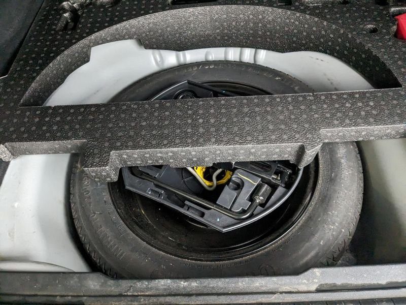 Peugeot 2008 1.2i PureTech 12V - 82 Style