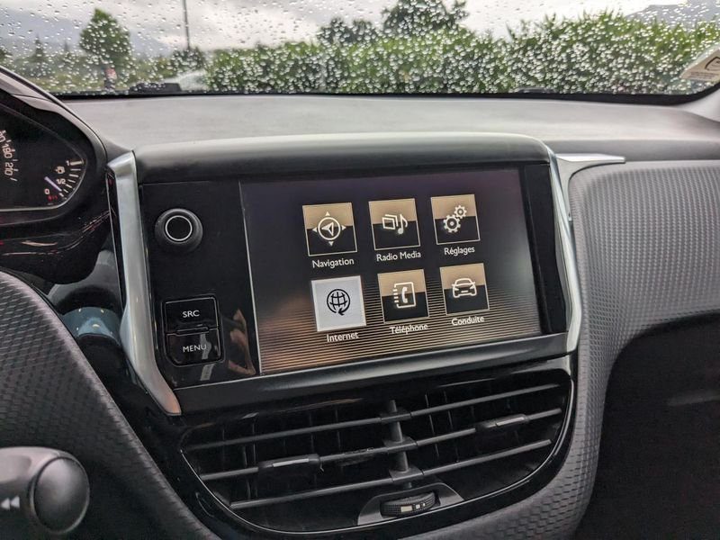 Peugeot 2008 1.2i PureTech 12V - 82 Style