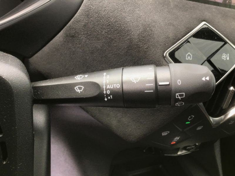 DS DS 3 DS3 PureTech 130 EAT8 Performance Line+