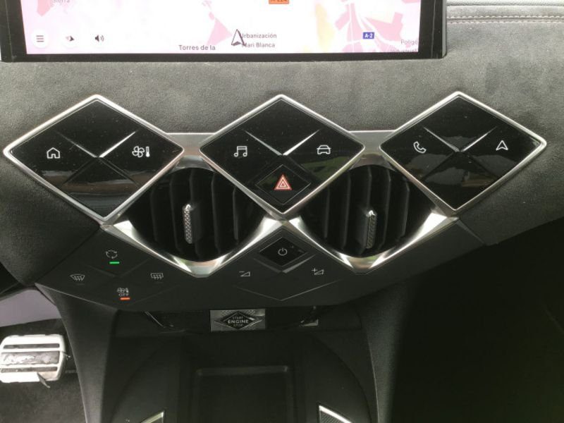 DS DS 3 DS3 PureTech 130 EAT8 Performance Line+