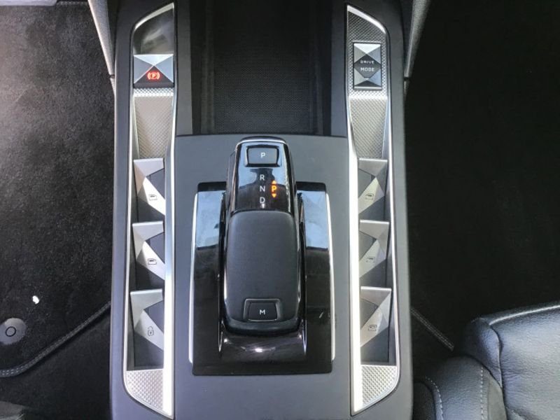 DS DS 3 PureTech 130 EAT8 Rivoli