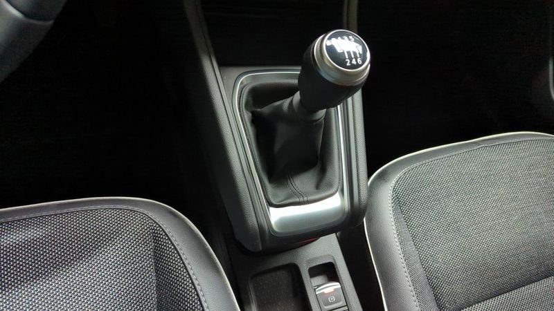 Renault Captur Tce 90 techno + pack city premium +  full screen