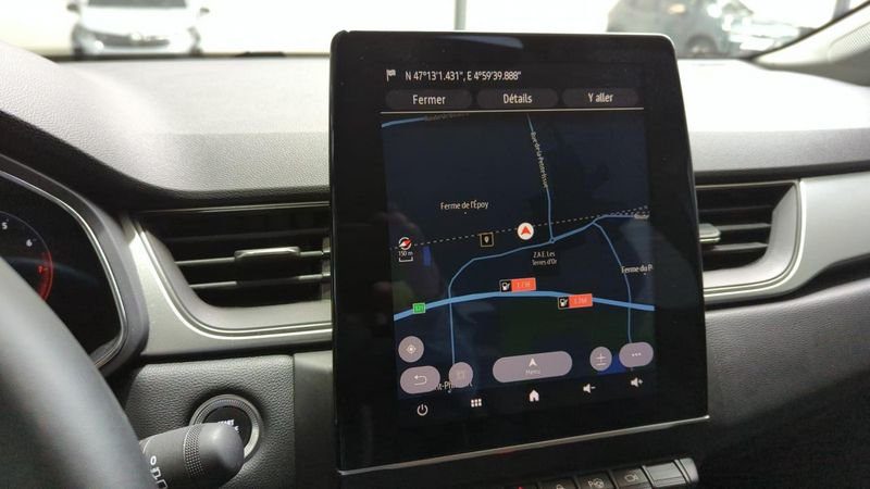 Renault Captur Tce 90 techno + pack city premium +  full screen