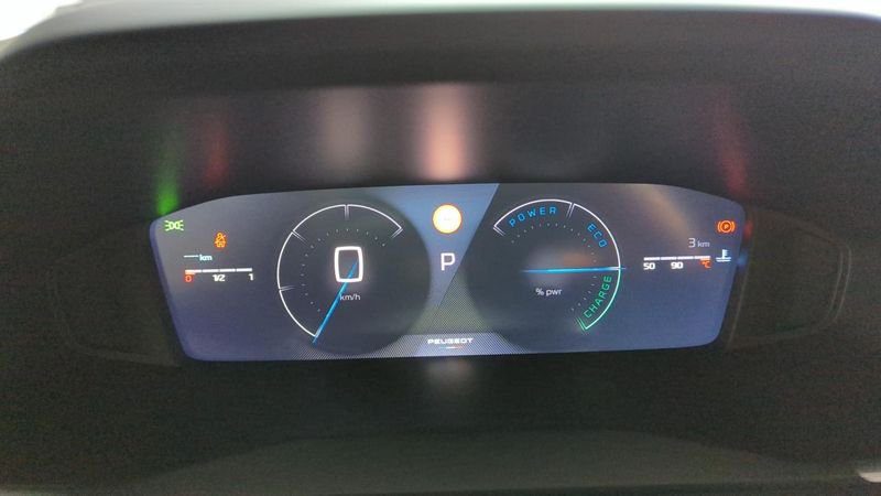 Peugeot 2008 nouveau Hybrid 145 e-dcs6 allure