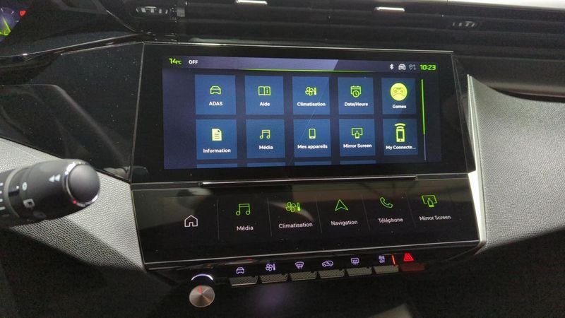 Peugeot 308 Bluehdi 130ch s&s eat8 gt + angles morts + camera 360