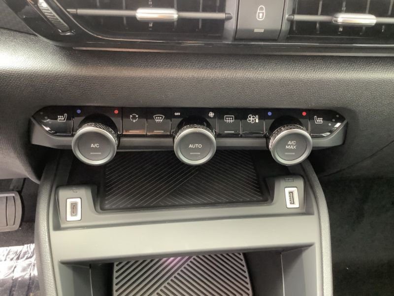 Citroën C4 Hybride 136 e-DCS6 Max