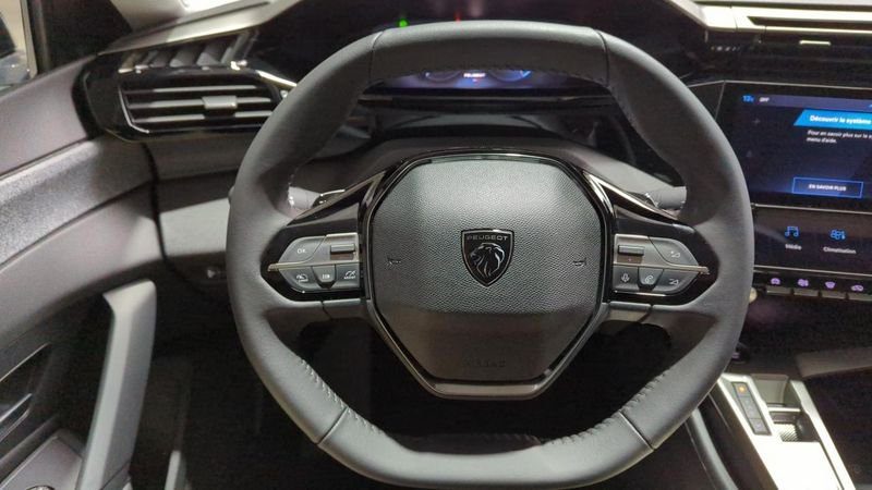 Peugeot 308 Bluehdi 130ch s&s eat8 allure + angles morts + camera 360