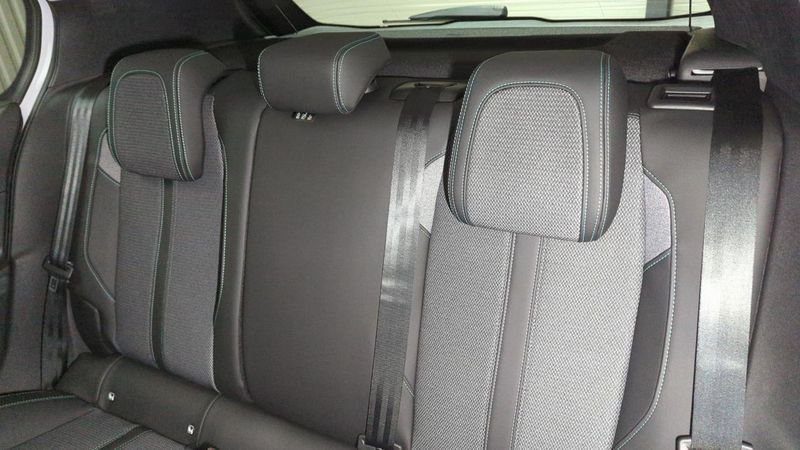 Peugeot 308 Bluehdi 130ch s&s eat8 allure + angles morts + camera 360