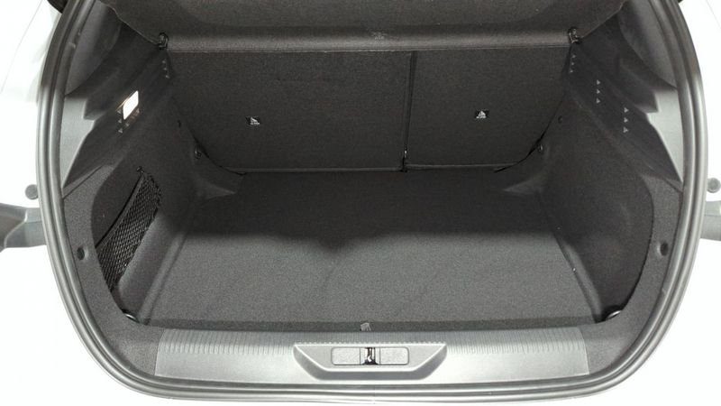 Peugeot 308 Bluehdi 130ch s&s eat8 allure + angles morts + camera 360