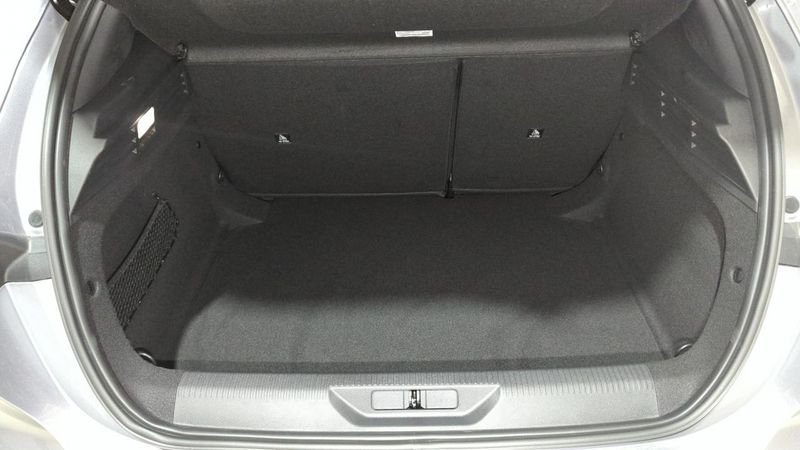 Peugeot 308 Bluehdi 130ch s&s eat8 allure + angles morts + camera 360