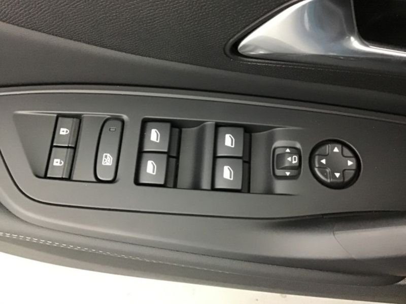 Peugeot 308 PureTech 130ch S&S EAT8 Allure