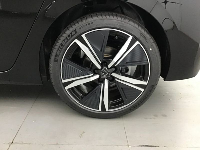 Peugeot 308 BlueHDi 130ch S&S EAT8 GT