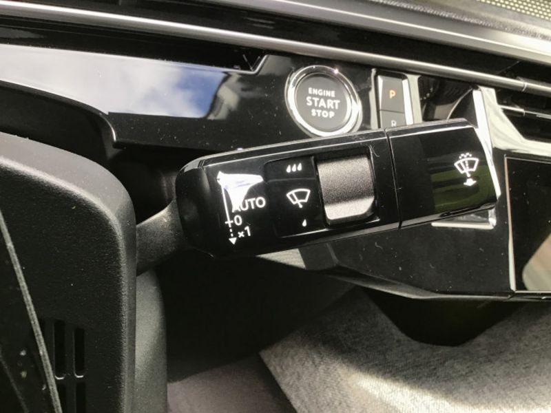 Peugeot 3008 Hybrid 145 e-DCS6 GT