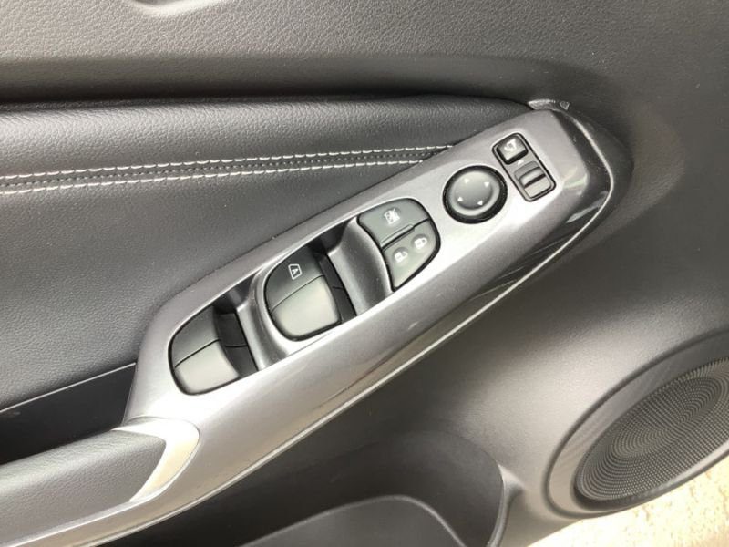 Nissan Juke 2023.5 DIG-T 114 Tekna