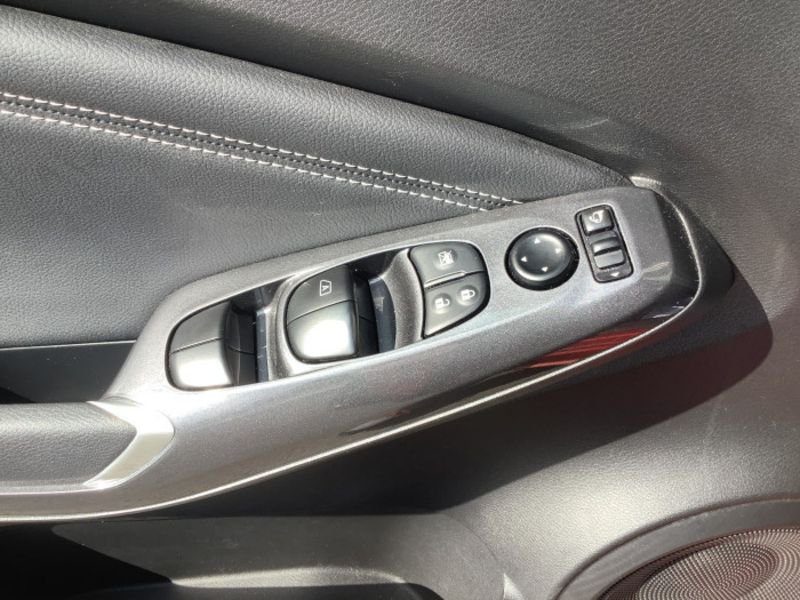 Nissan Juke 2023.5 DIG-T 114 Shadow