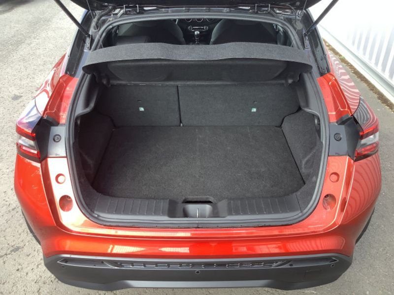 Nissan Juke 2023.5 DIG-T 114 Shadow