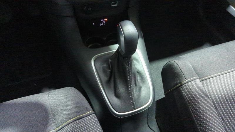 Citroën C3 Puretech 110 ch eat6 max + camera de recul + navi