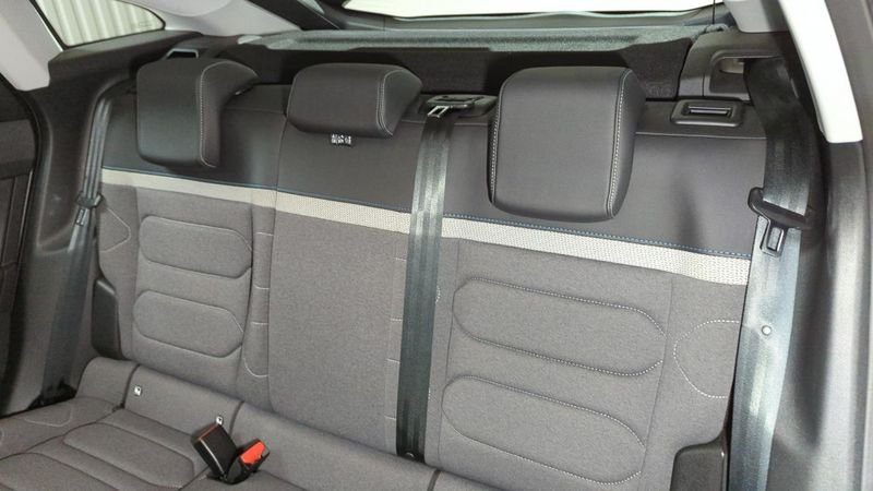 Citroën C4 Puretech 130 bvm6 plus + adml + sieges chauffants