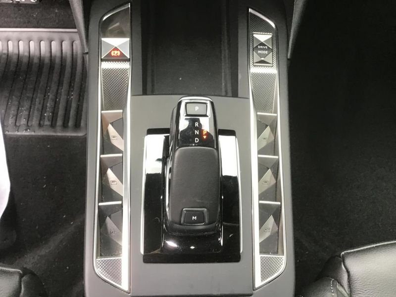 DS DS 3 DS3 CROSSBACK 1.2i PureTech 12V - 155 BVA Rivoli PHASE 1