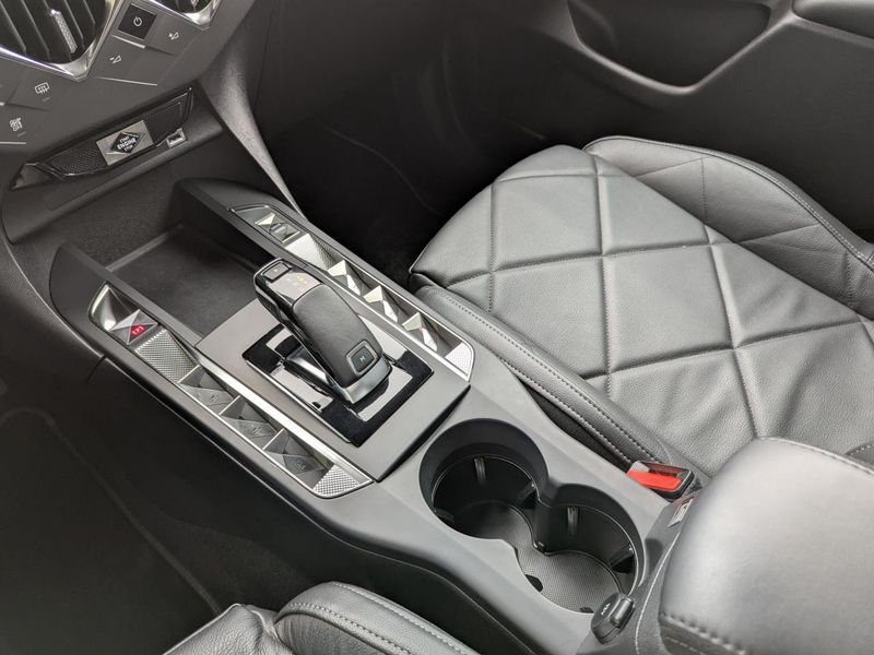 DS DS 3 DS3 CROSSBACK 1.2i PureTech 12V - 155 BVA Rivoli PHASE 1