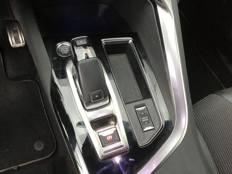 Peugeot 3008 BlueHDi 130ch S&S EAT8 GT