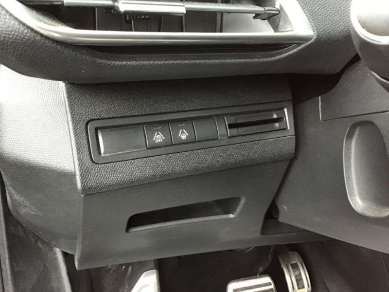 Peugeot 3008 BlueHDi 130ch S&S EAT8 GT