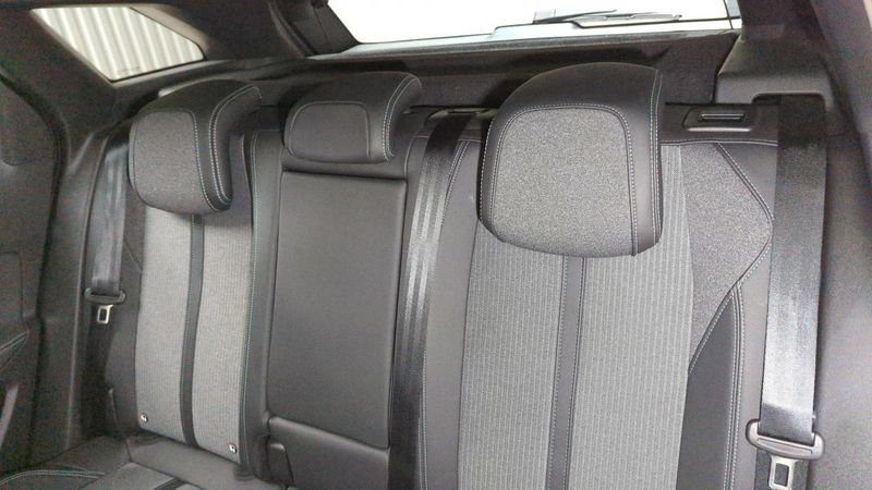 Peugeot 3008 Hybrid 136 e-dcs6 allure pack