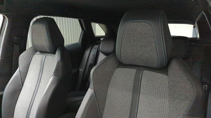 Peugeot 3008 Hybrid 136 e-dcs6 allure pack