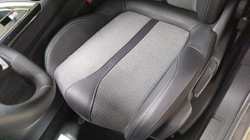 Peugeot 3008 Hybrid 136 e-dcs6 allure pack