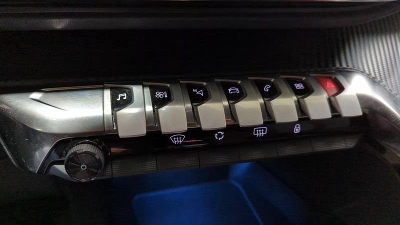 Peugeot 3008 Hybrid 136 e-dcs6 allure pack