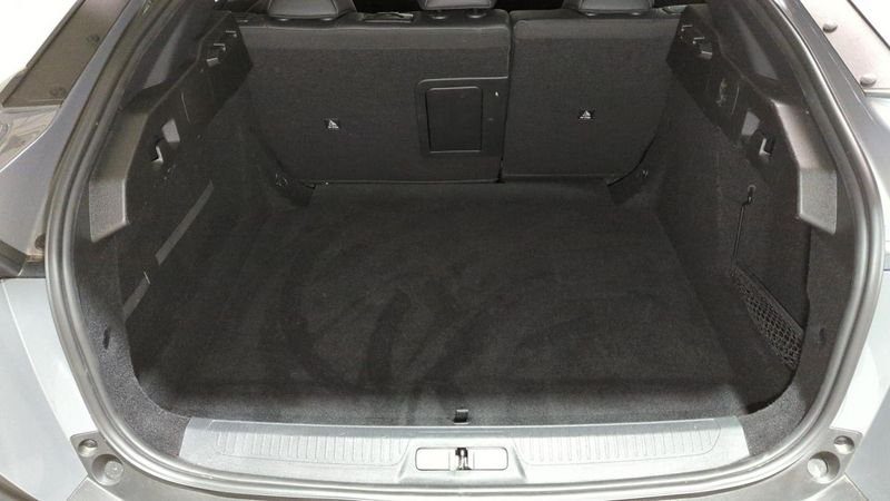 Peugeot 408 Puretech 130 ch s&s eat8 allure + pack vision 360