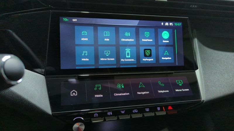 Peugeot 408 Puretech 130 ch s&s eat8 allure + pack vision 360