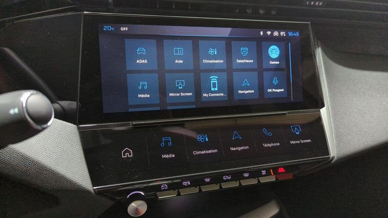 Peugeot 408 Puretech 130 ch s&s eat8 allure + pack vision 360