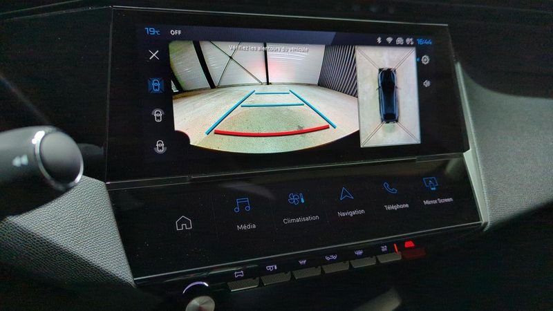 Peugeot 408 Puretech 130 ch s&s eat8 allure + pack vision 360