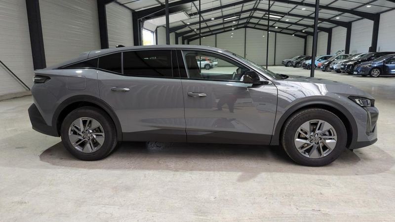 Peugeot 408 Puretech 130 ch s&s eat8 allure + pack vision 360