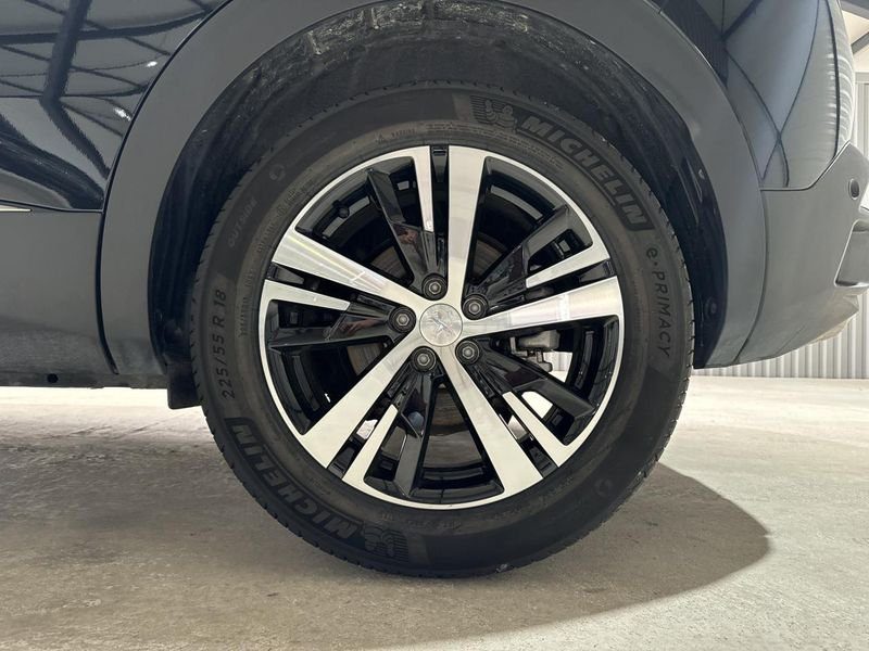 Peugeot 3008 Puretech 130ch s&s eat8 gt + sieges chauffants