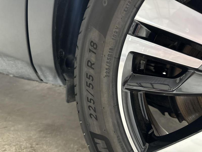 Peugeot 3008 Puretech 130ch s&s eat8 gt + sieges chauffants