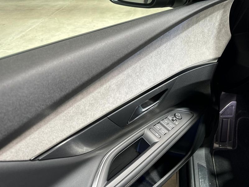 Peugeot 3008 Puretech 130ch s&s eat8 gt + sieges chauffants