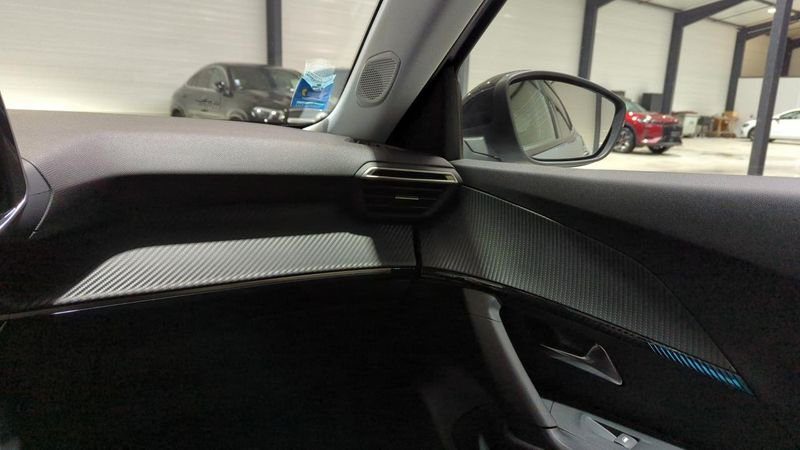 Peugeot 2008 Puretech 130 s&s bvm6 style + camera de recul