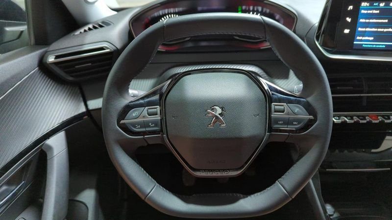 Peugeot 2008 Puretech 100 s&s bvm6 allure + camera de recul