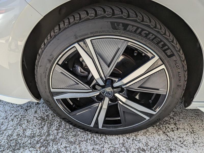 Peugeot 308 SW 1.5 HDI 130 - BV EAT8 III BREAK GT