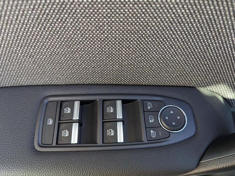 Renault Captur 1.3 TCe - 160 BV EDC II Techno PHASE 2