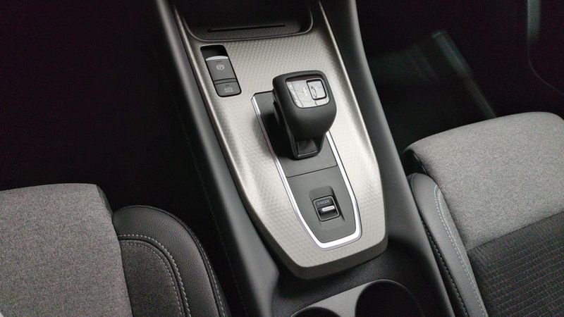 Nissan Qashqai nouveau Mild hybrid 158 ch xtronic n-connecta + Pack Hiver